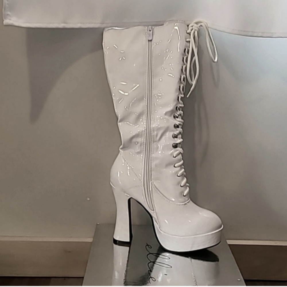 Ellie size 8 white knee boots